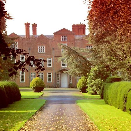 Henley Hall, Ludlow Buitenkant foto