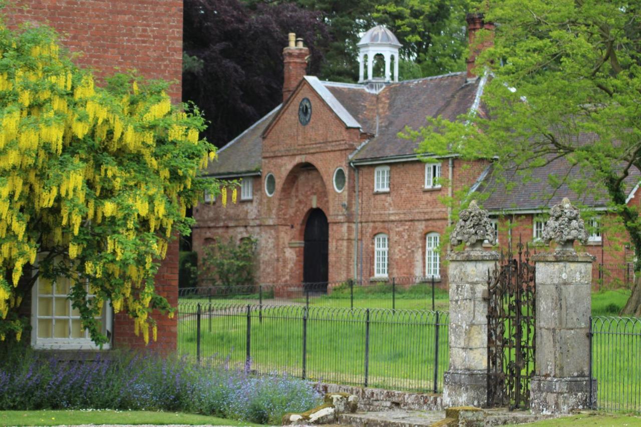 Henley Hall, Ludlow Buitenkant foto